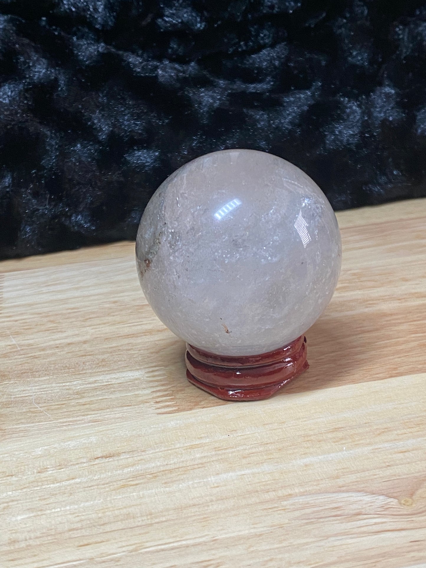 Garden quartz sphere